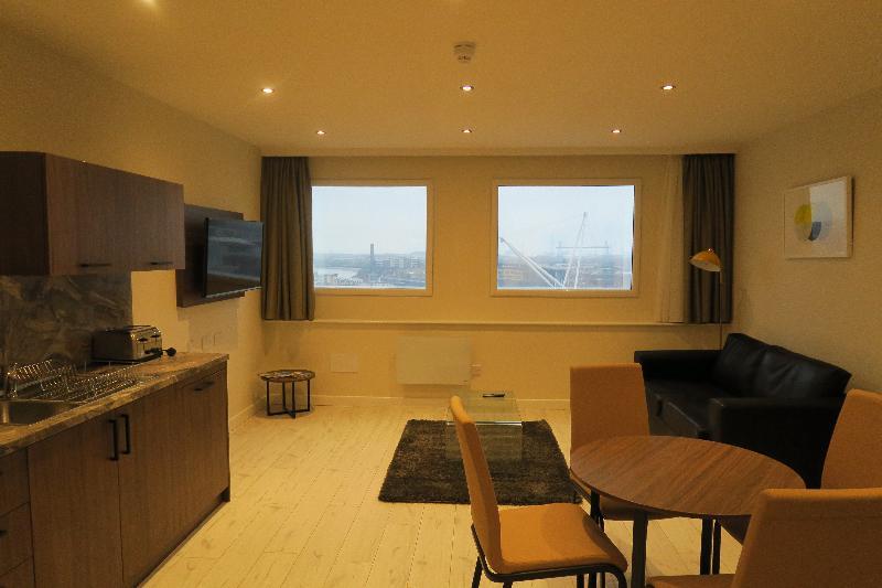 ניופורט Quay Apartments Clarence House מראה חיצוני תמונה